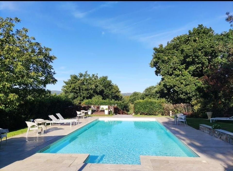 Day, Garden, Garden view, Pool view, Swimming pool, sunbed