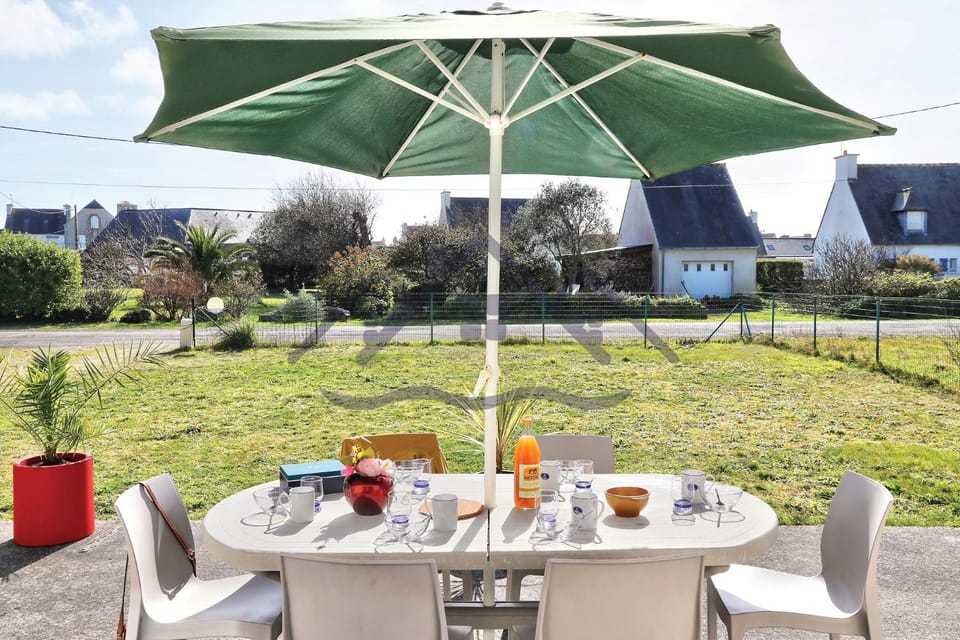 Property building, Garden, Garden view