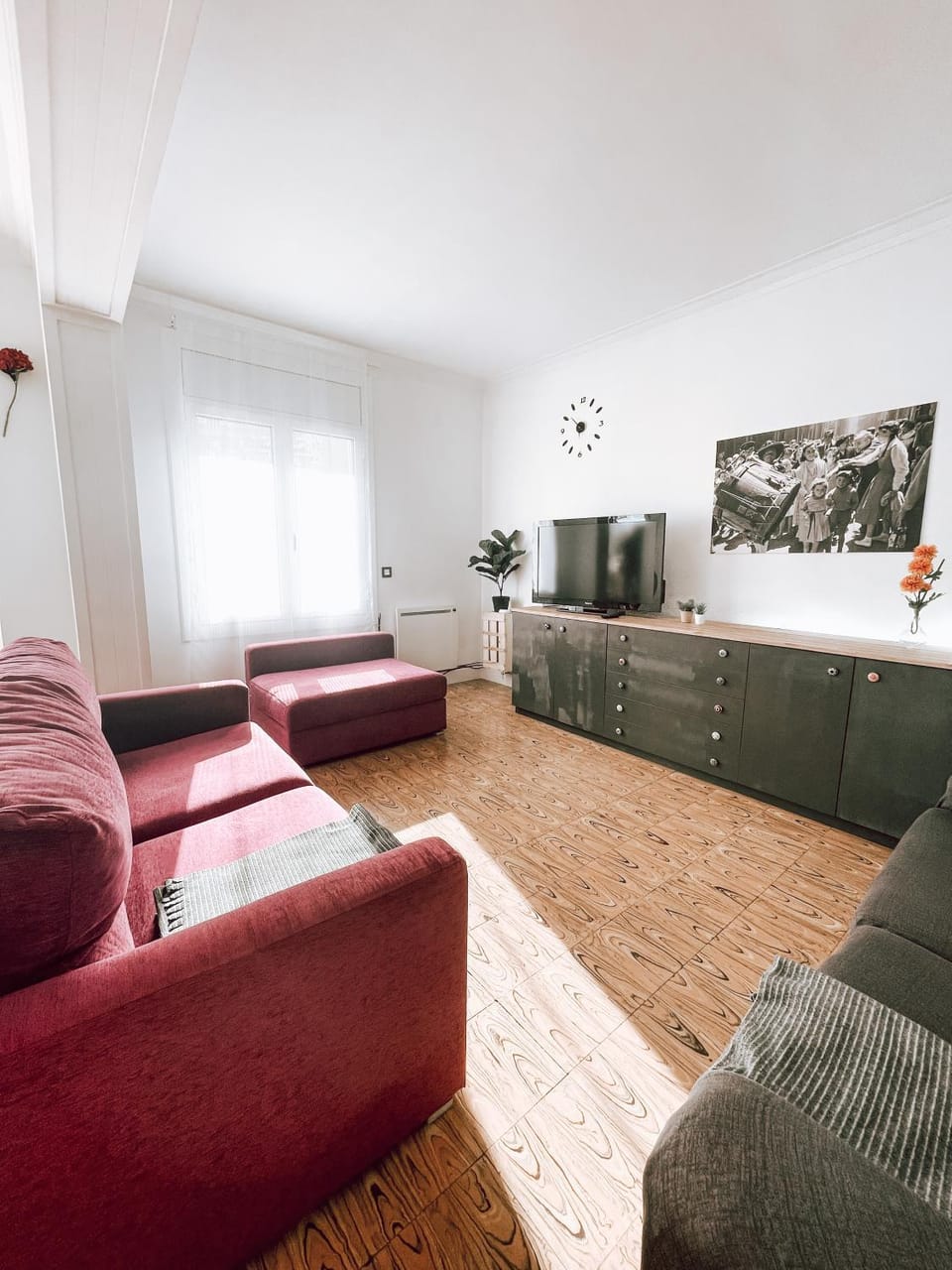 TV and multimedia, Seating area