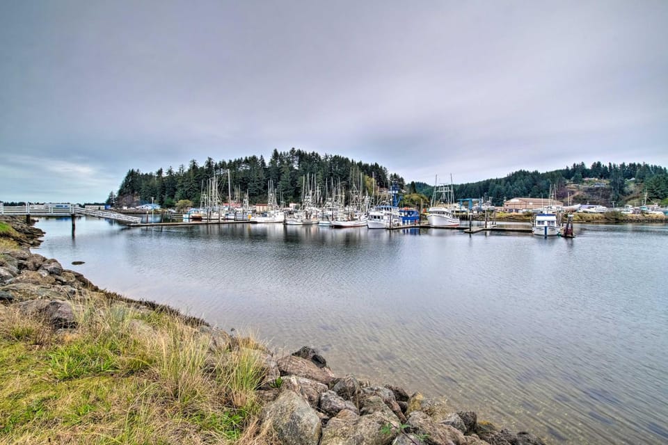 Winchester Bay Apt Near Dunes and State Parks! Apartment in Oregon