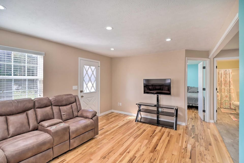 Remodeled Harrison Retreat Less Than 6 Mi to Town! House in Arkansas