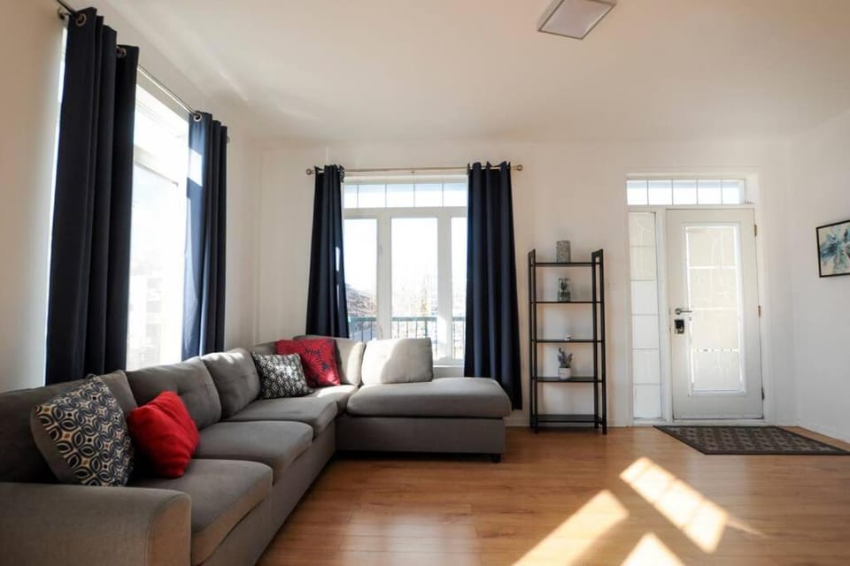 Le 1808 - Spacieux avec Balcon - Nord de Québec Apartment in Quebec City