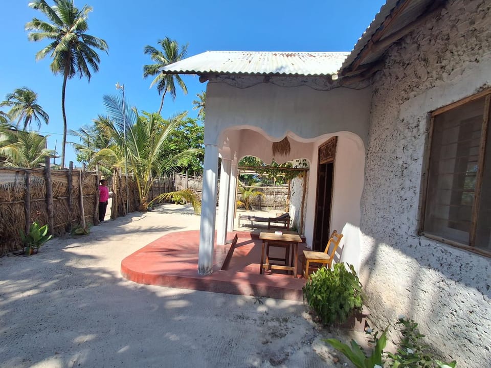 Baraka house Bed and Breakfast in Tanzania
