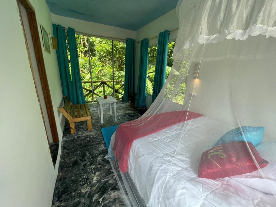Salvaje Rooms&Restaurant Bed and Breakfast in Samaná Province