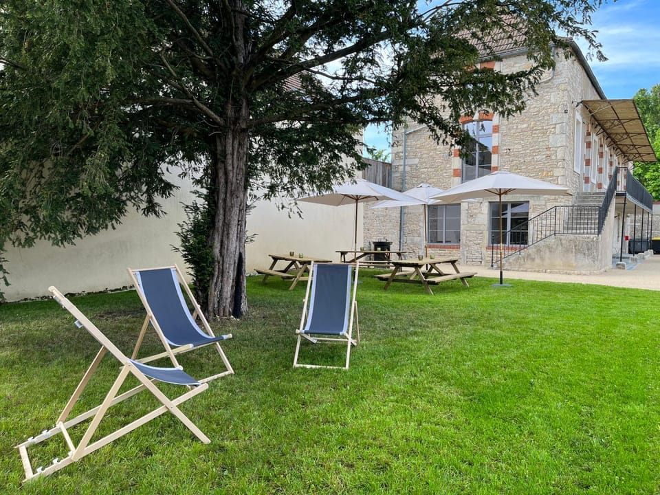 Garden, sunbed