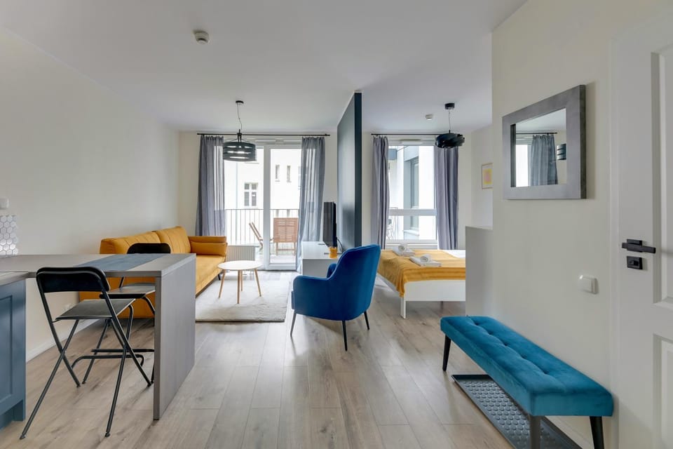 Photo of the whole room, Seating area, Dining area