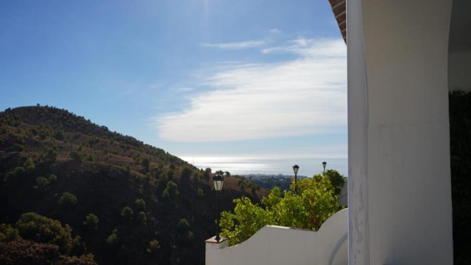 Natural landscape, Mountain view, Sea view