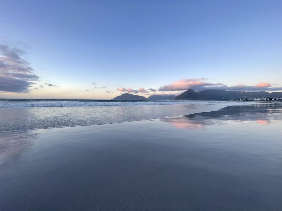 Nearby landmark, Beach