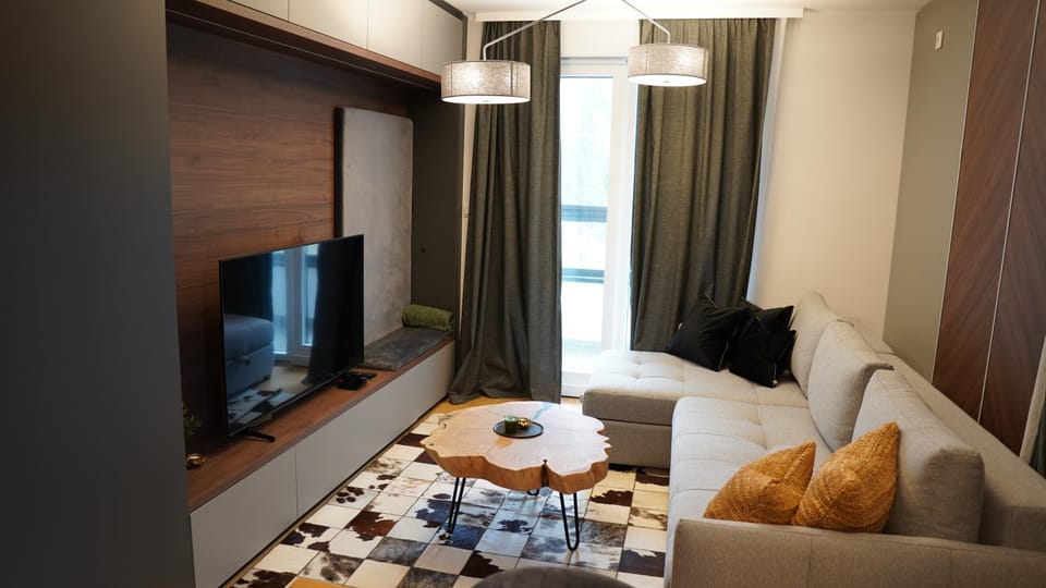 Living room, Photo of the whole room