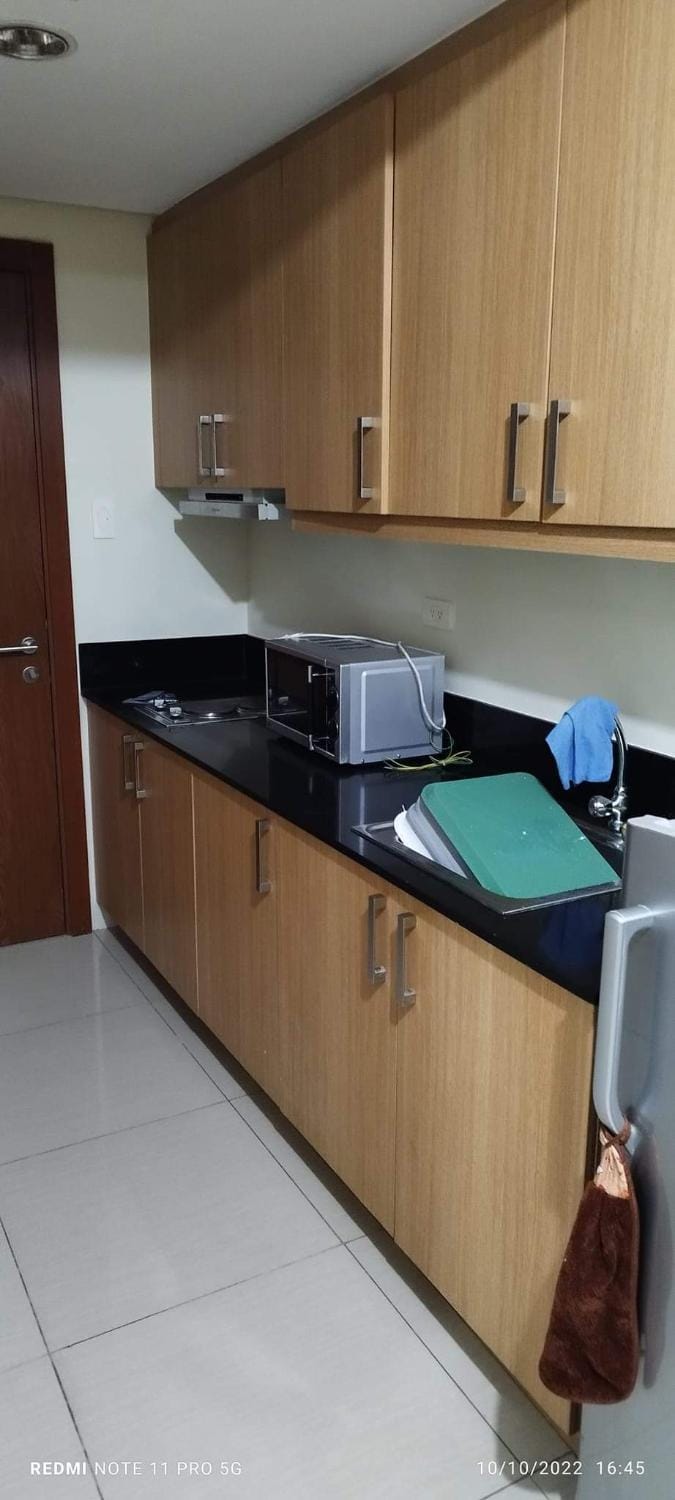 Jamaica's Place 1br Amenities View at Shell Residences Apartment in Pasay