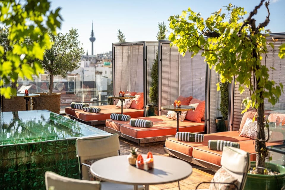Balcony/Terrace, Swimming pool