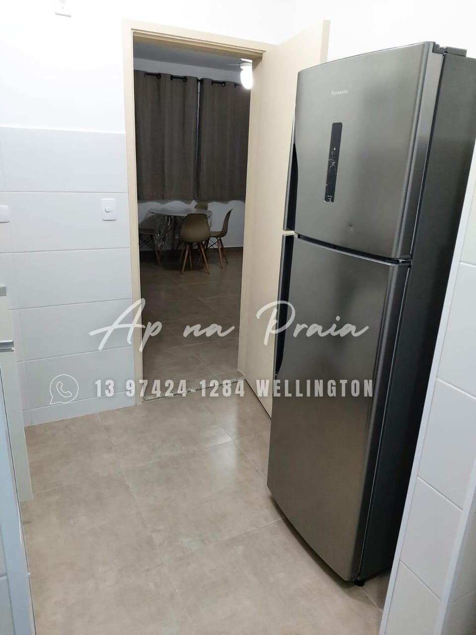 Kitchen or kitchenette, oven