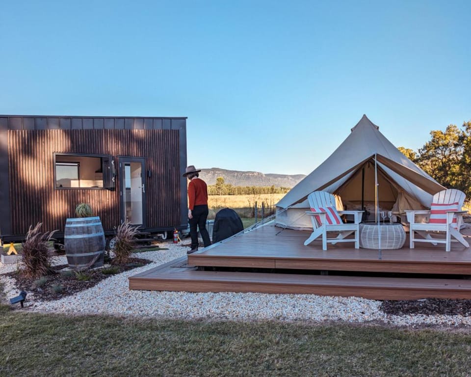 Glamping Vineyard Getaway with Luxury Amenities Luxury tent in Broke
