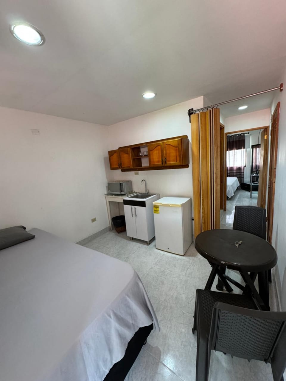 Bed, Living room, Photo of the whole room, Dining area, dishwasher, minibar, oven