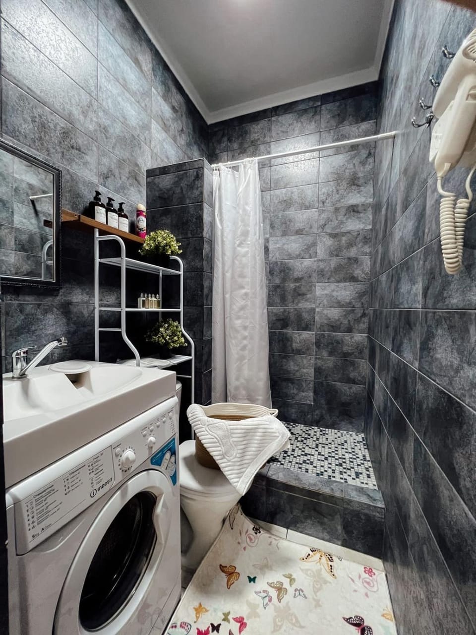 Shower, Bathroom, washing machine