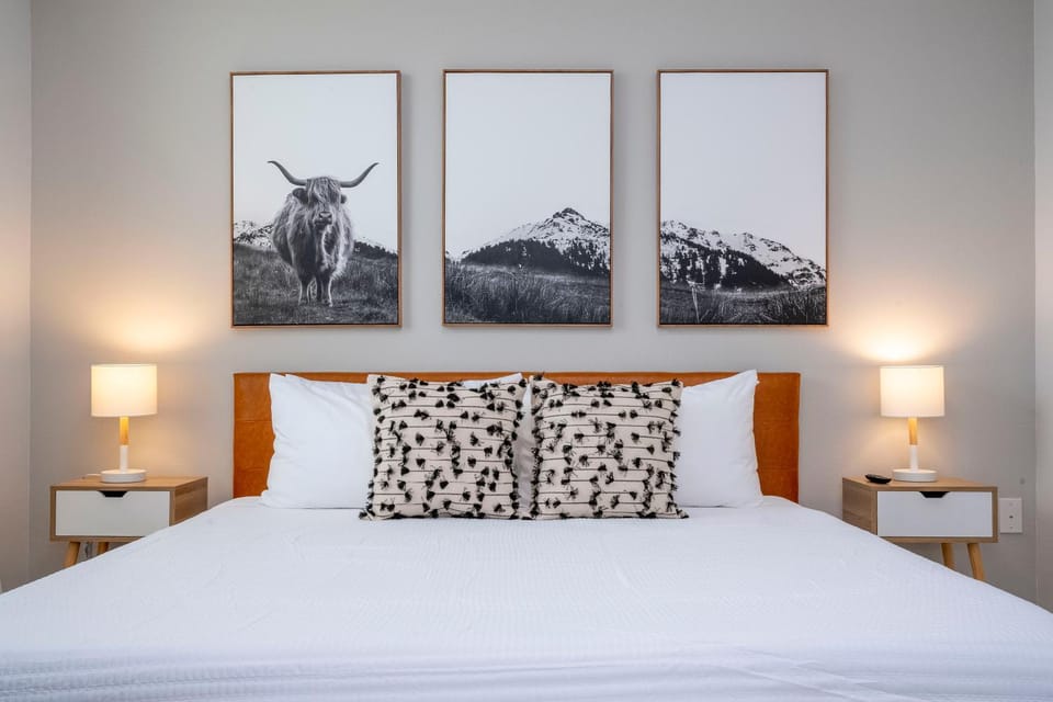 Bed, Photo of the whole room