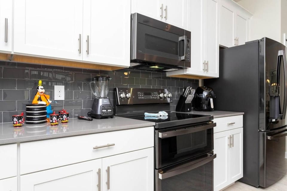 Family, kitchen