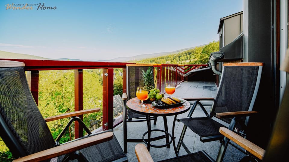 Day, Natural landscape, View (from property/room), Balcony/Terrace, Mountain view