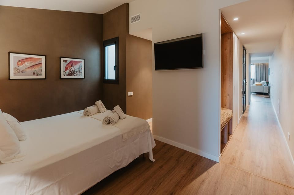 Petit Luxe Volta ÀTIC Apartment in Terrassa