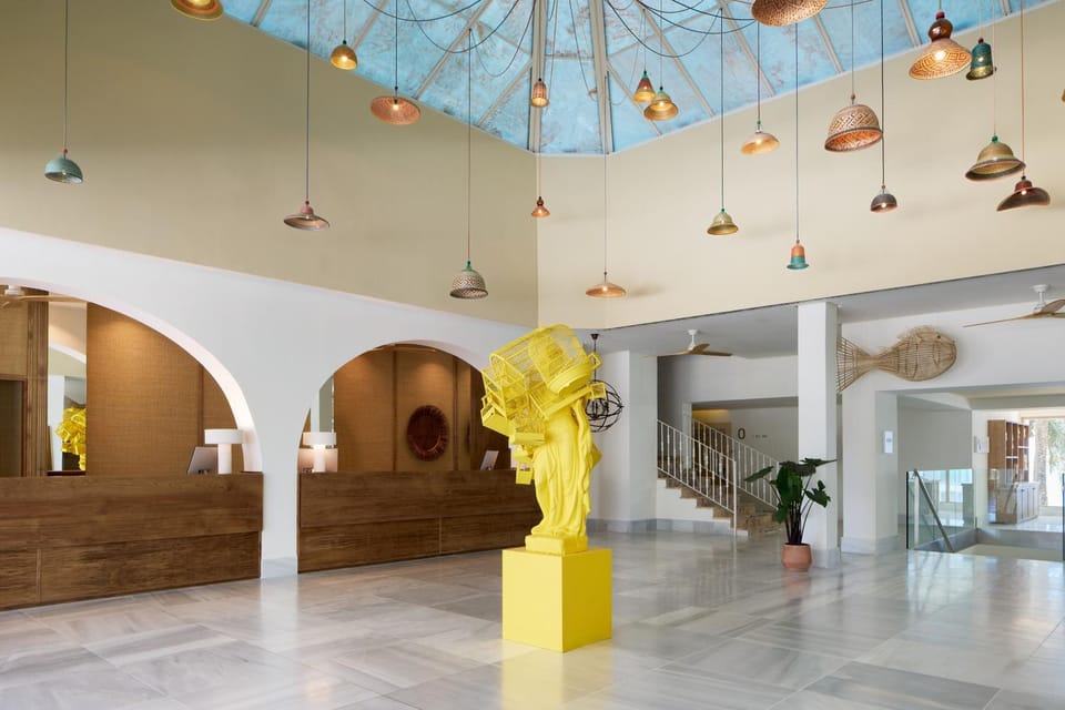 Facade/entrance, Lobby or reception