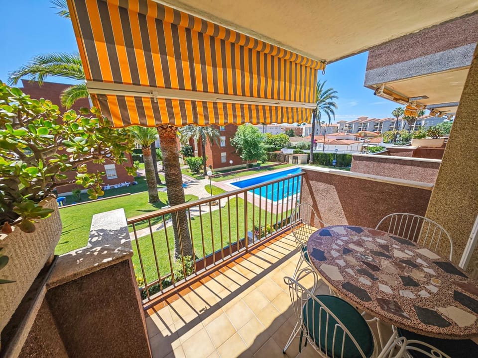 LITORAL COSTA DORADA - CALIFORNIA Only families Apartment in Cambrils