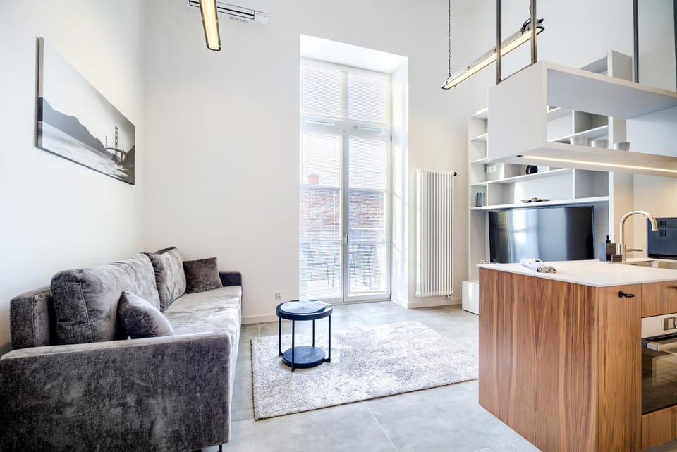Kitchen or kitchenette, Living room