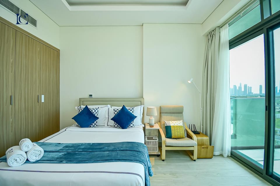 Bed, Photo of the whole room, Bedroom, towels, wardrobe
