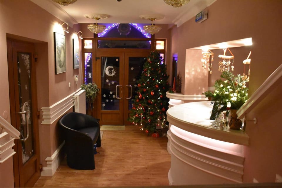 Property building, Lobby or reception