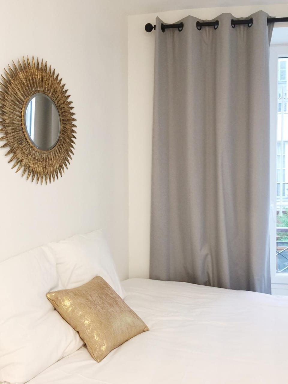 New Apartment in the Heart of Le Marais Apartment in Paris