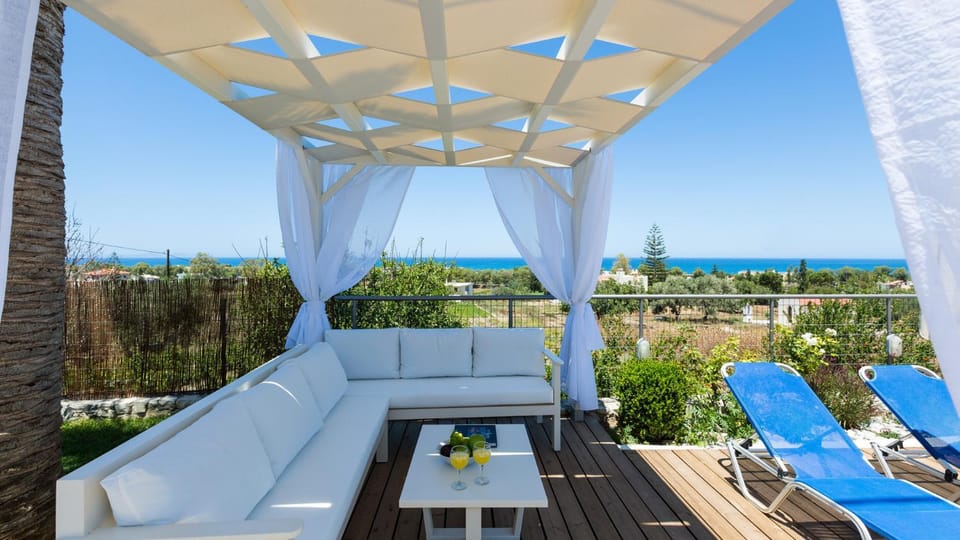 Patio, View (from property/room), Seating area, Sea view
