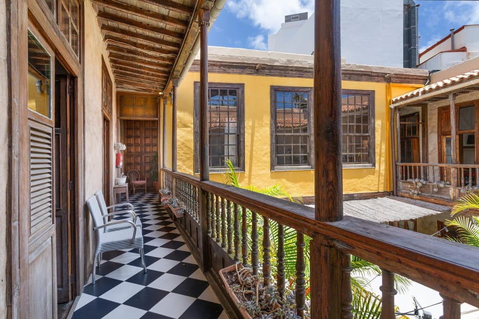 Property building, Living room