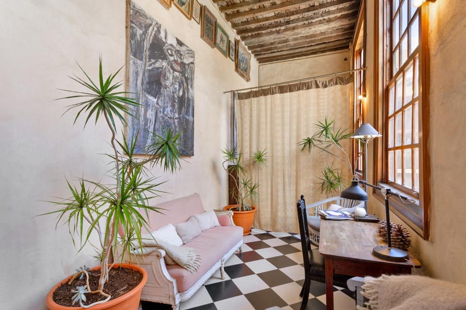 Property building, Living room