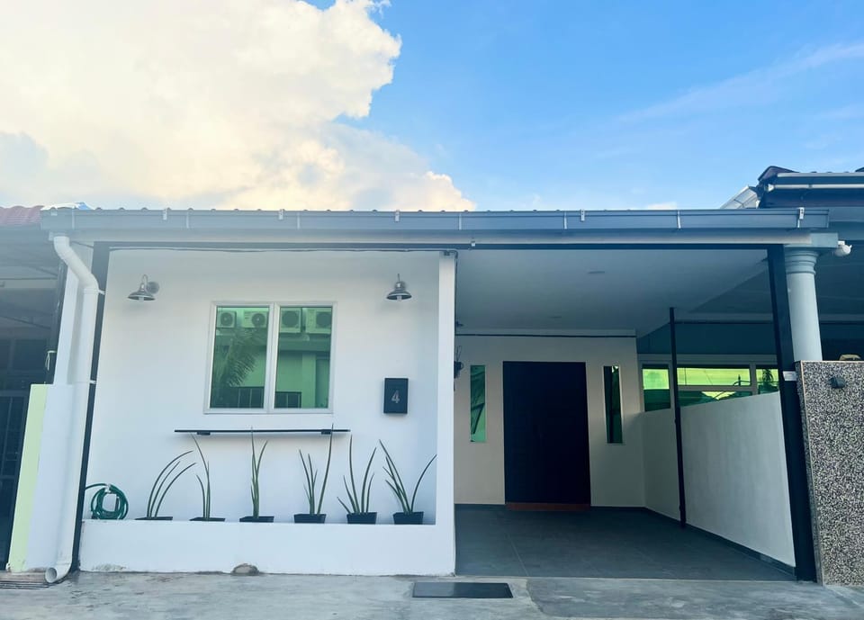 Property building, Day