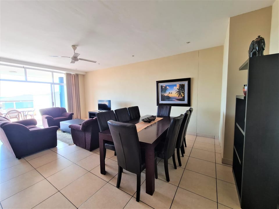TV and multimedia, Balcony/Terrace, Living room, Dining area, Sea view