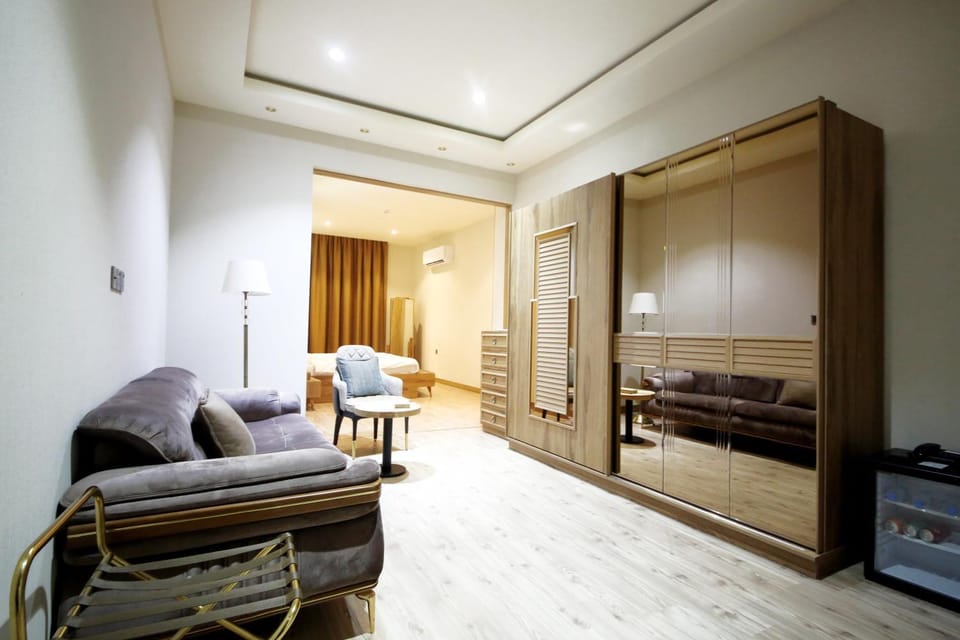 Photo of the whole room, Seating area, wardrobe