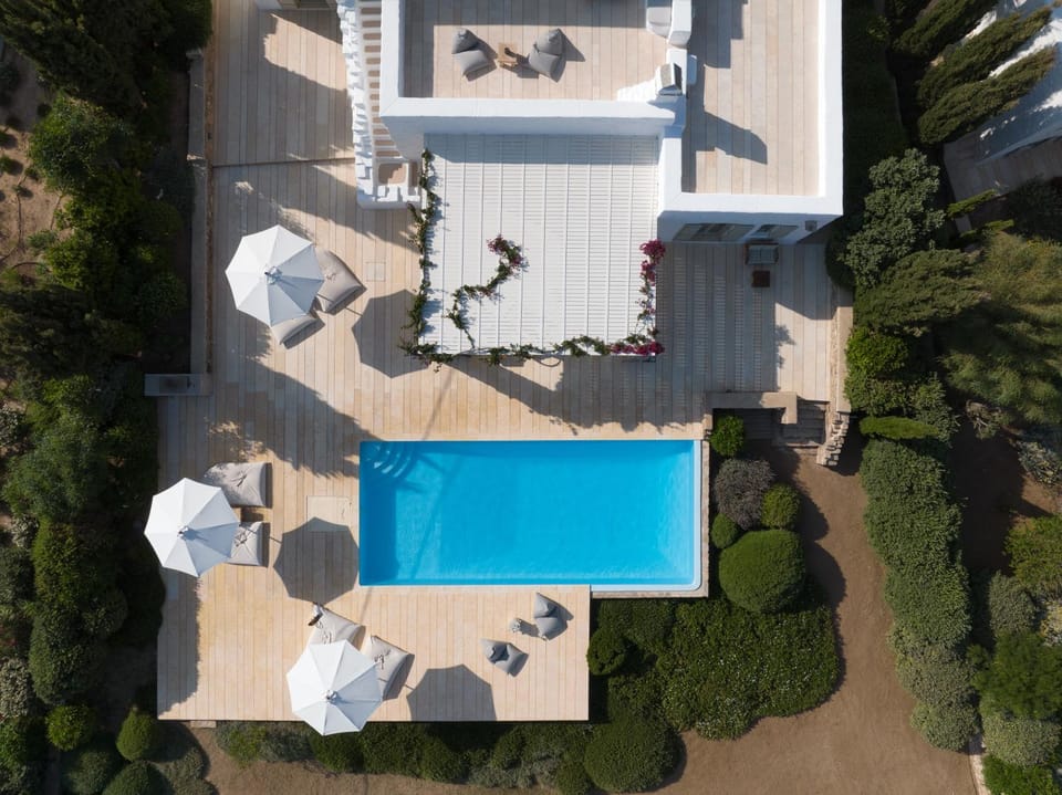 Property building, Bird's eye view, Balcony/Terrace, Swimming pool, Swimming pool, sunbed