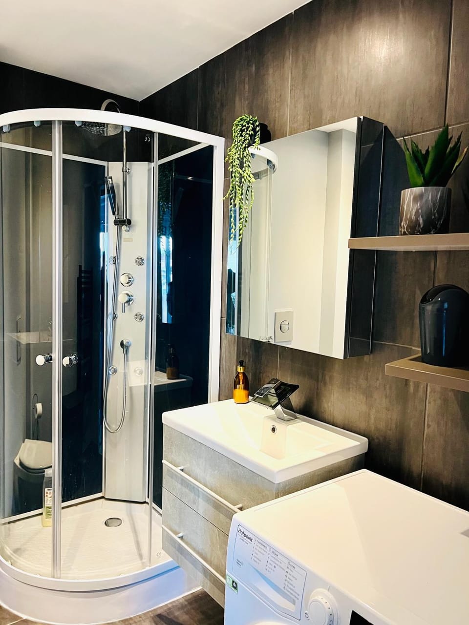 LES PALMIERS - Appartement avec piscine proche plages - Wifi et Clim Apartment in Antibes