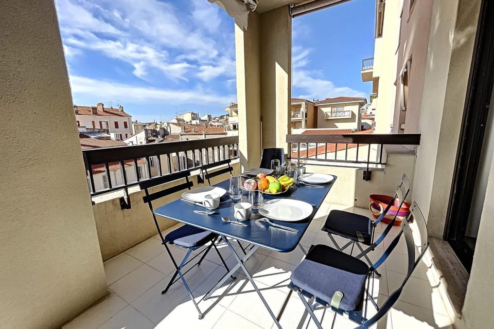 Balcony/Terrace, Dining area