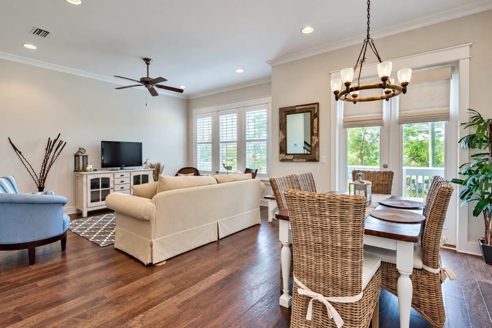 Prominece 30A - Coasting Inn House in South Walton County