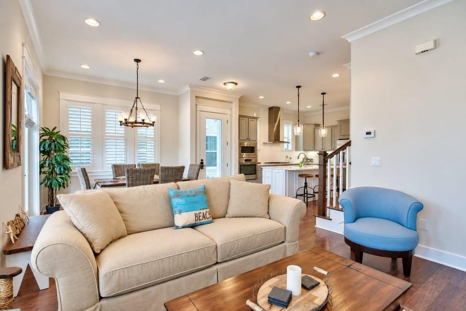 Prominece 30A - Coasting Inn House in South Walton County
