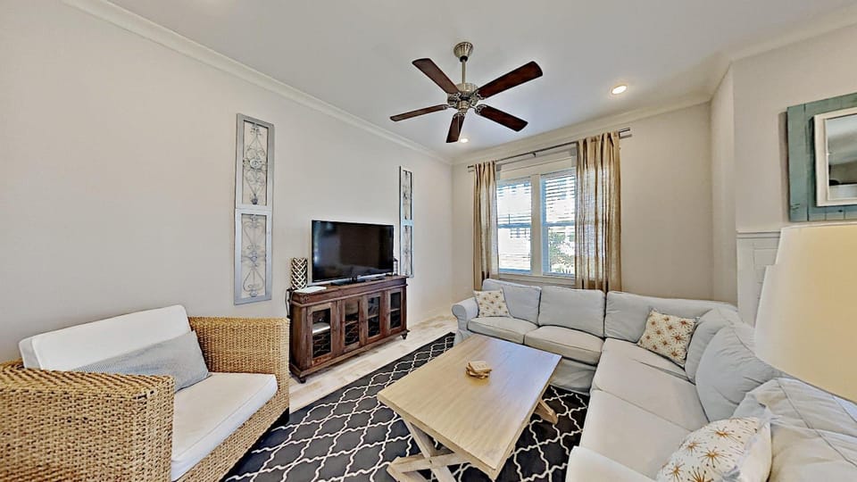 Prominence 30A - Holiday House House in South Walton County
