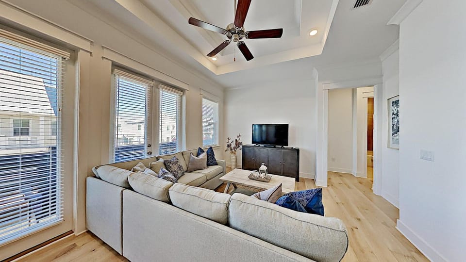 Settle By The Sea House in South Walton County