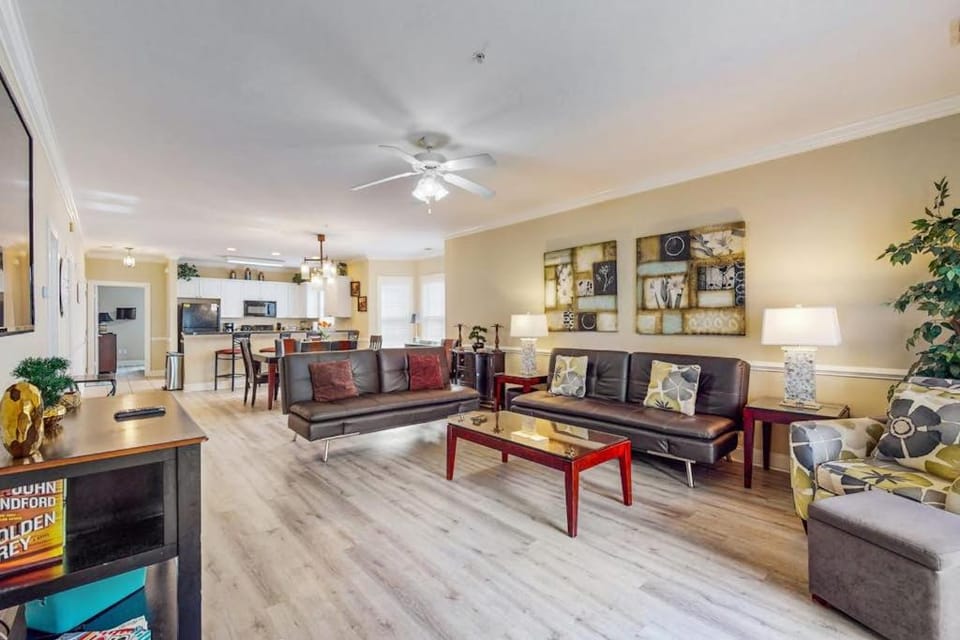 Luster Leaf 201 Apartment in Myrtle Beach