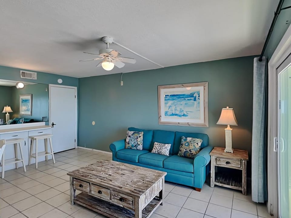 Living room, Seating area, furniture, air conditioner