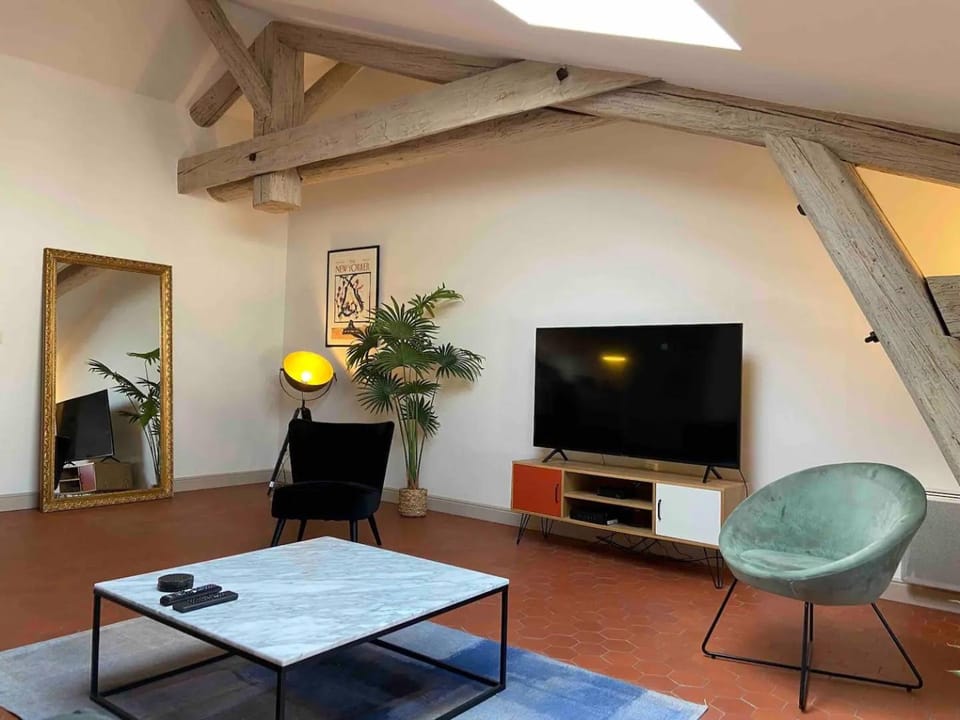 Appartement plein centre avec trois ventilateurs silencieux Apartment in Avignon