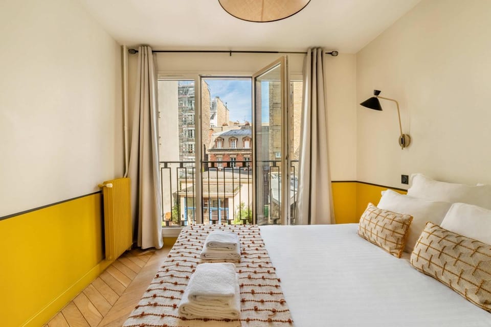 Recently renovated 3BD next to Invalides Apartment in Paris