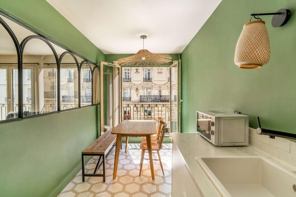 Recently renovated 3BD next to Invalides Apartment in Paris