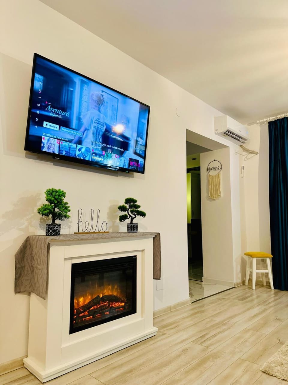 Communal lounge/ TV room, TV and multimedia, Evening entertainment, Entertainment, fireplace