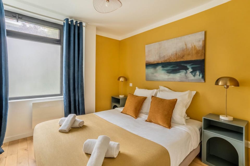 Bright & renovated 3BD for 8 guests in Le Marais! Apartment in Paris