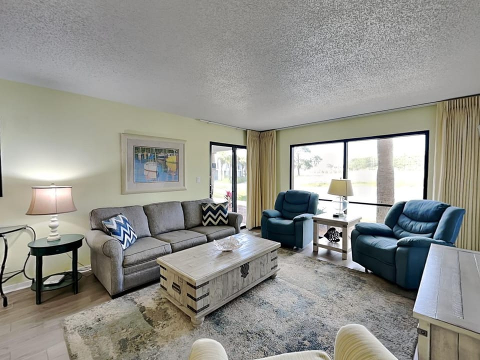 View (from property/room), Living room, Seating area, furniture